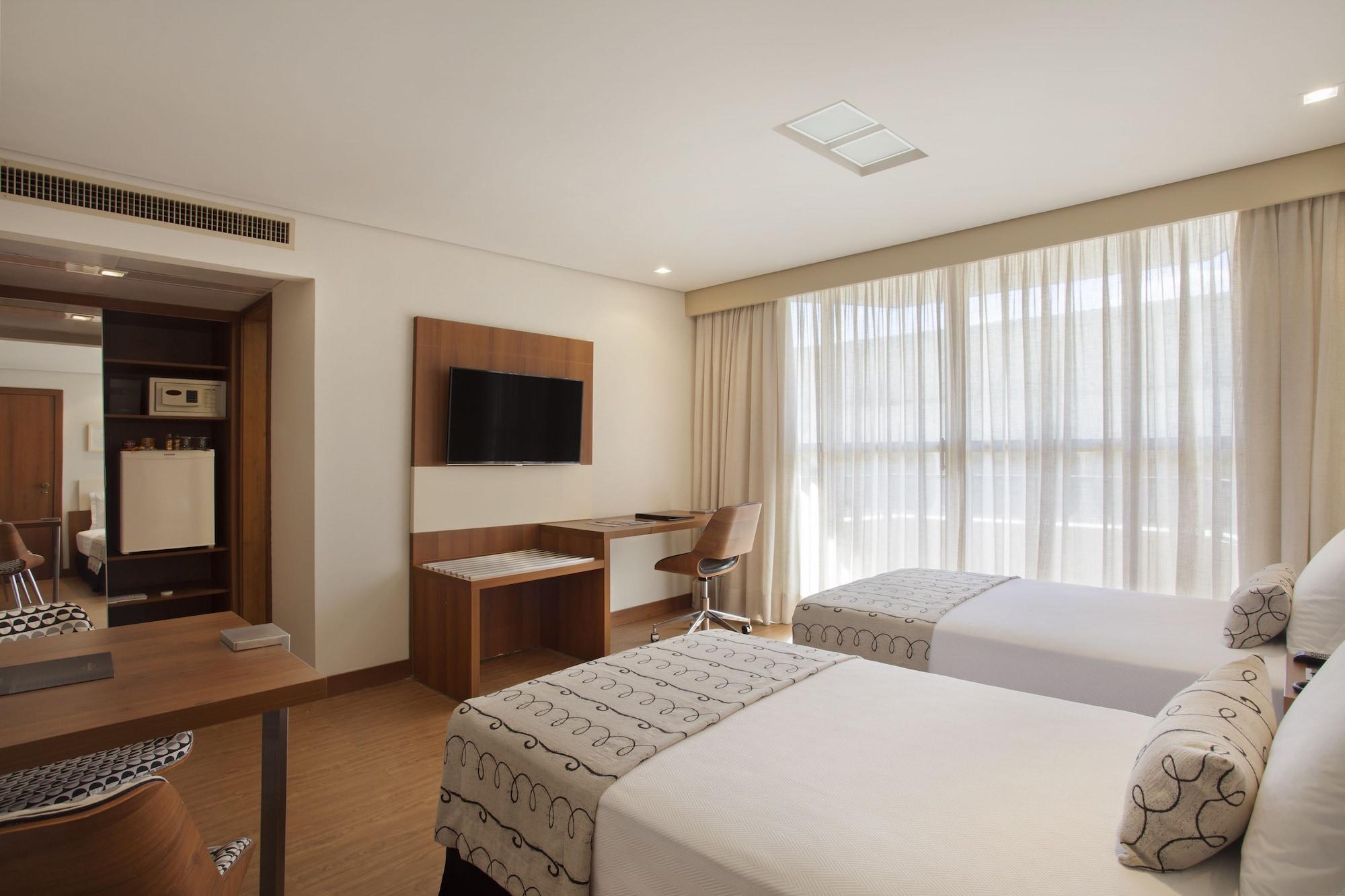 Windsor Plaza Hotel