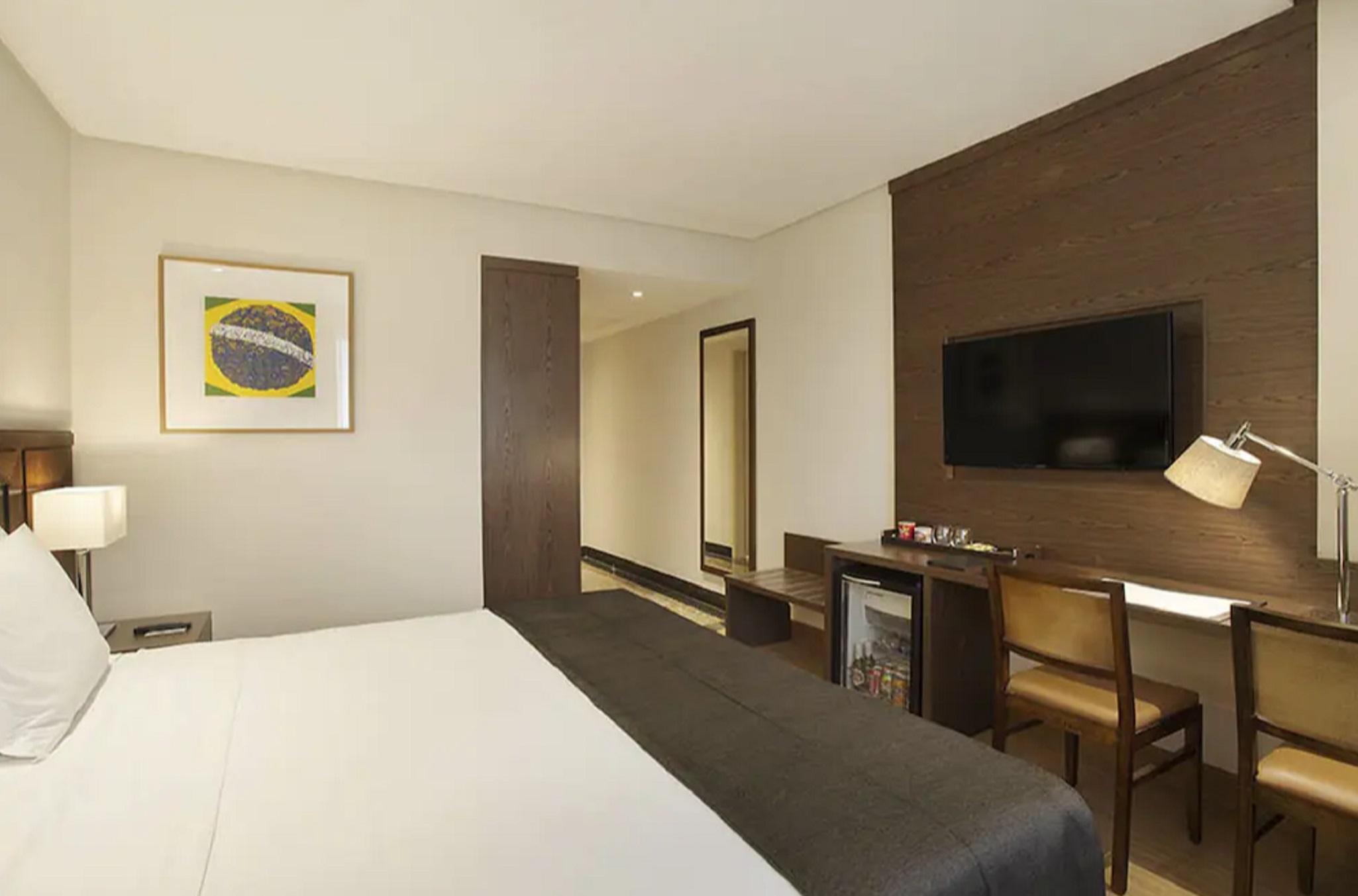 Windsor Plaza 5*